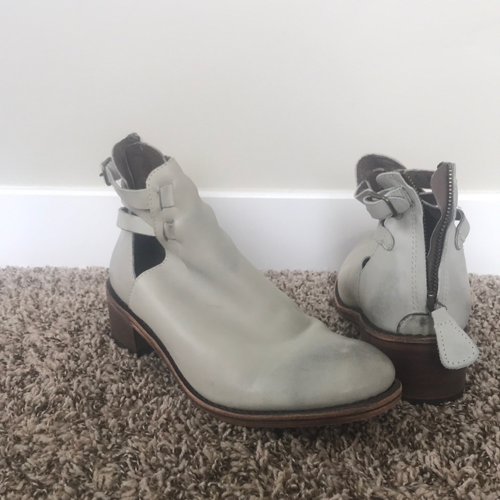 Gee’ WaWa Leather Women’s Boots size 9